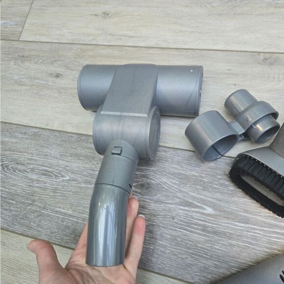 Shark Navigator Lift Away accessories  crevice tool, dust brush, extender, pet p - Picture 7 of 13